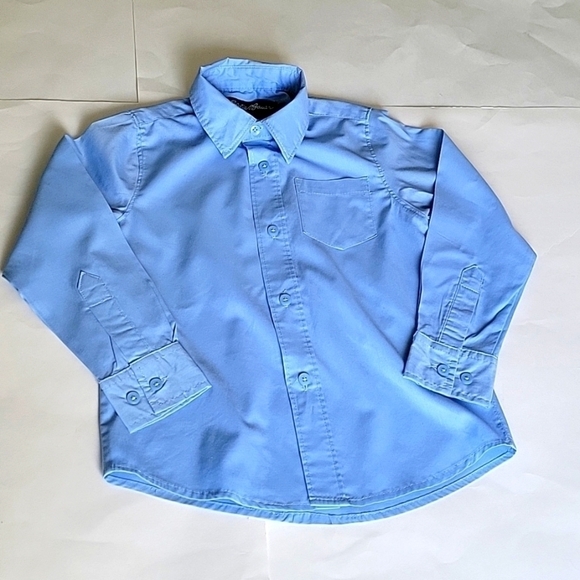 Eddie Bauer Other - Blue EDDIE BAUER Boy's dress shirt, Size 7, Oxford Shirt, front pocket.